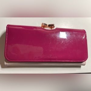 Ted Baker Leather Classic Wallet